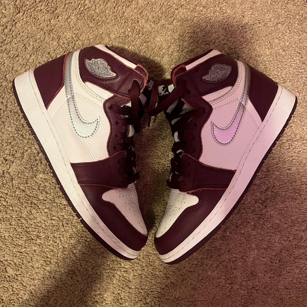 Jordan 1 High GS ‘Bordeaux’